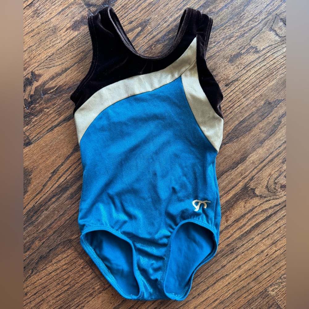 GK leotard
